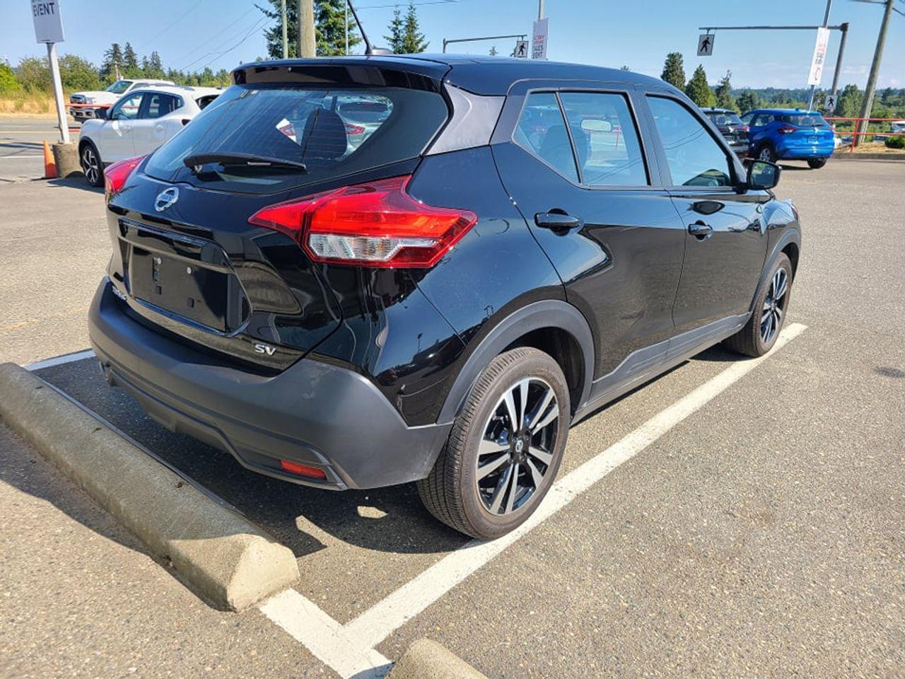 2019 Nissan Kicks S-2