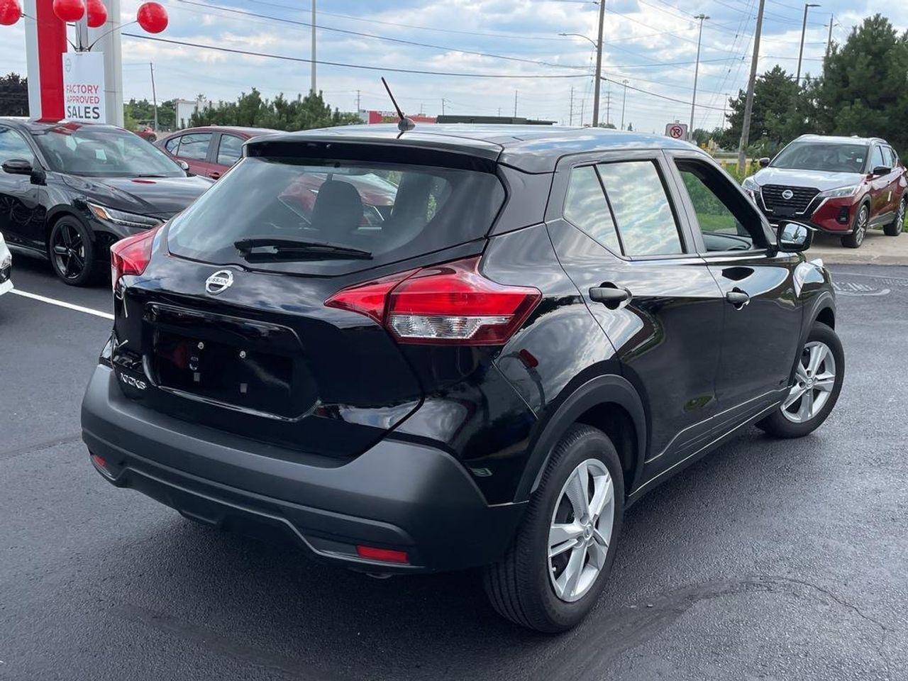 2019 Nissan Kicks S-4