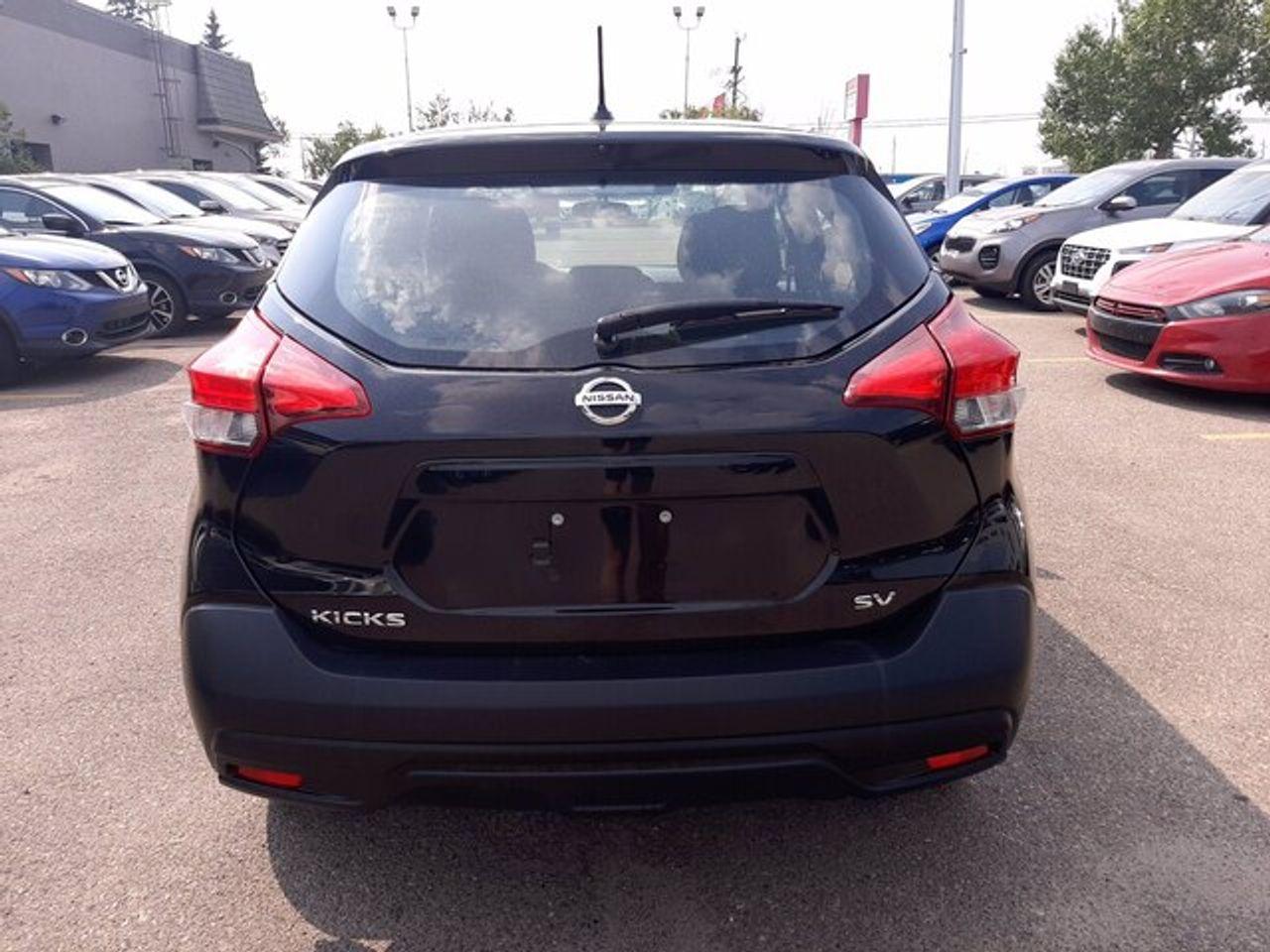 2019 Nissan Kicks S-3
