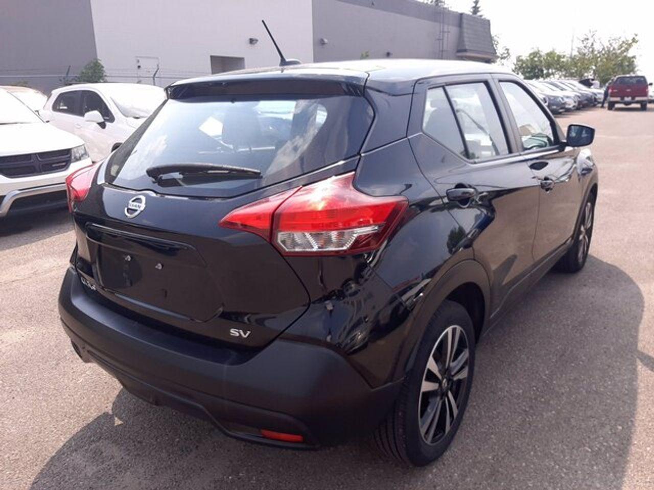 2019 Nissan Kicks S-4
