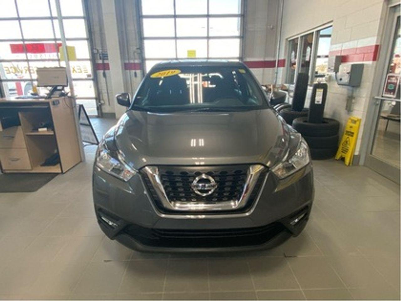 2019 Nissan Kicks S-2