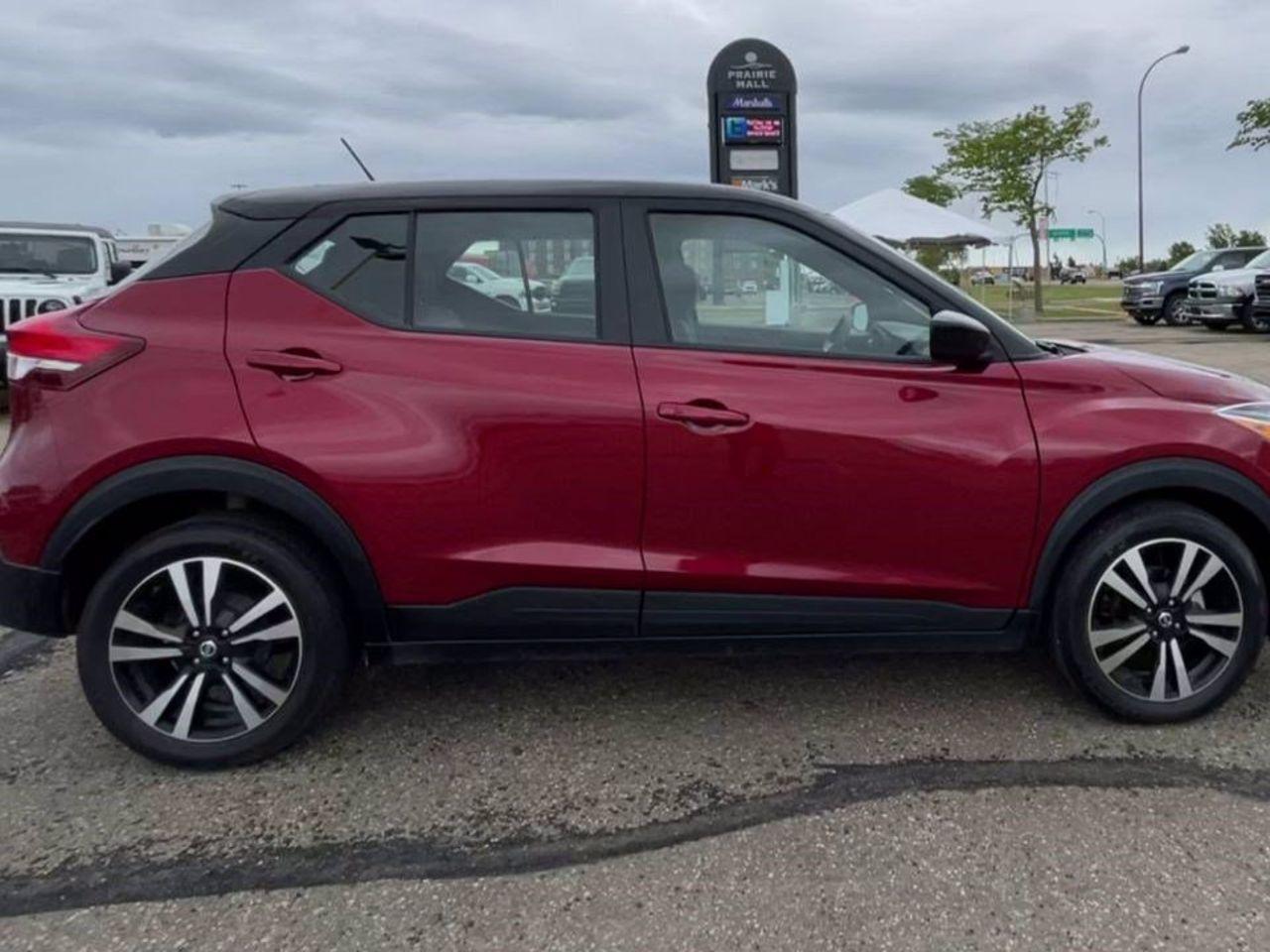 2019 Nissan Kicks S-4