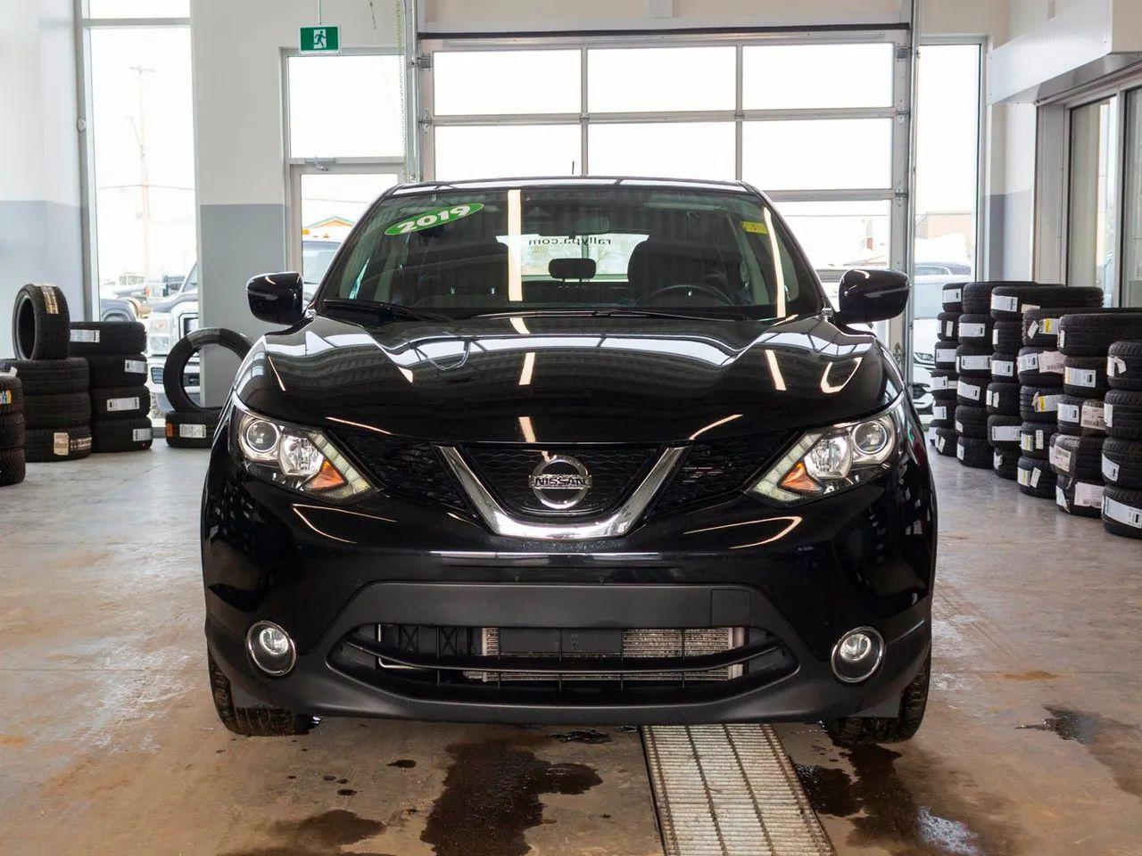 2019 Nissan Qashqai S-1
