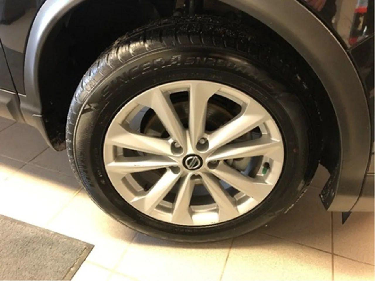 2019 Nissan Qashqai S-2