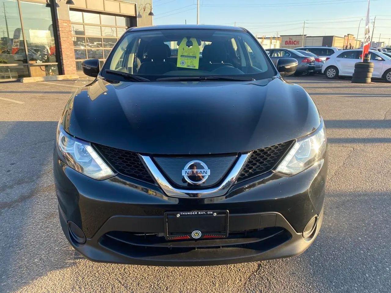 2019 Nissan Qashqai S-1