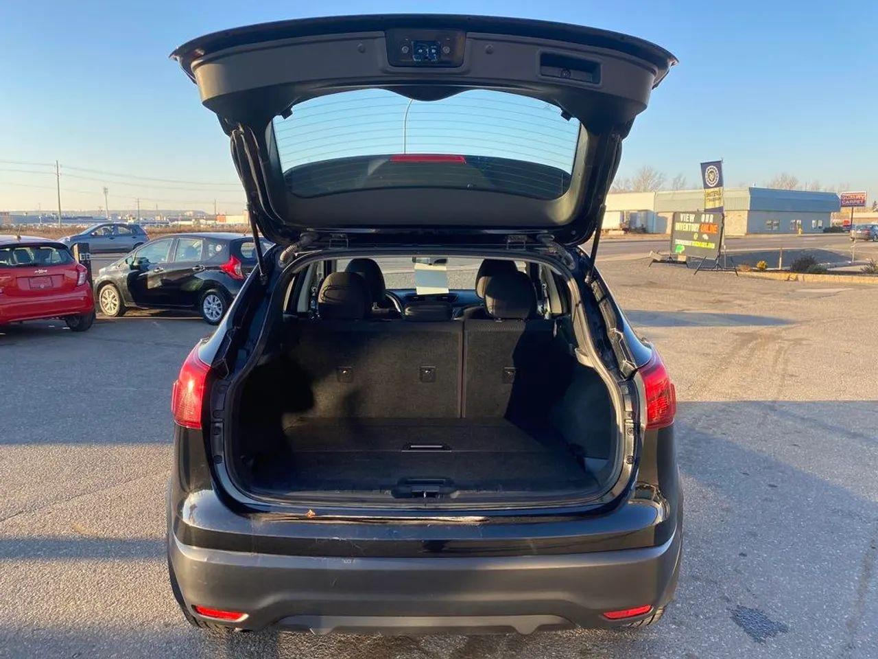 2019 Nissan Qashqai S-4