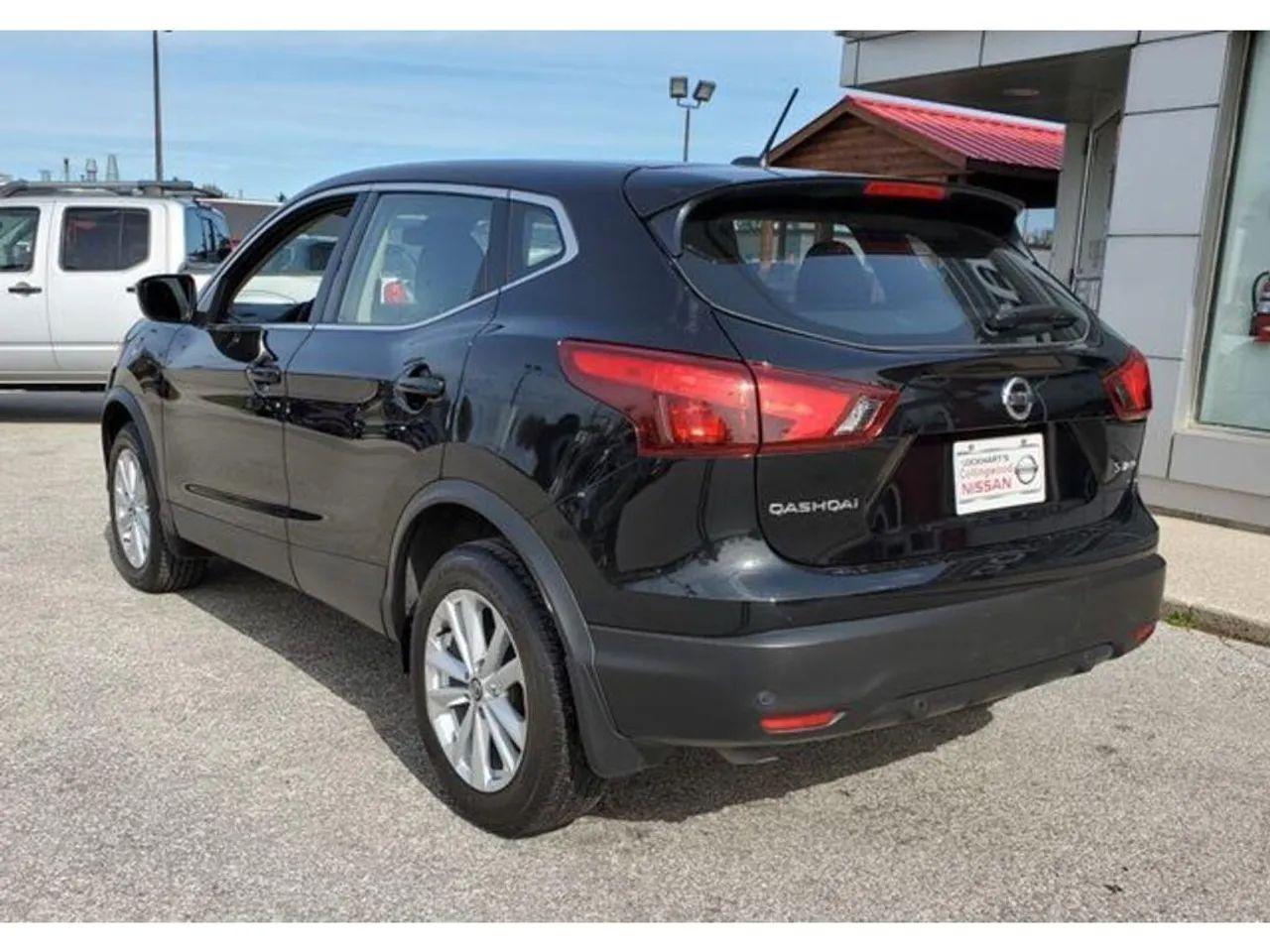 2019 Nissan Qashqai S-3