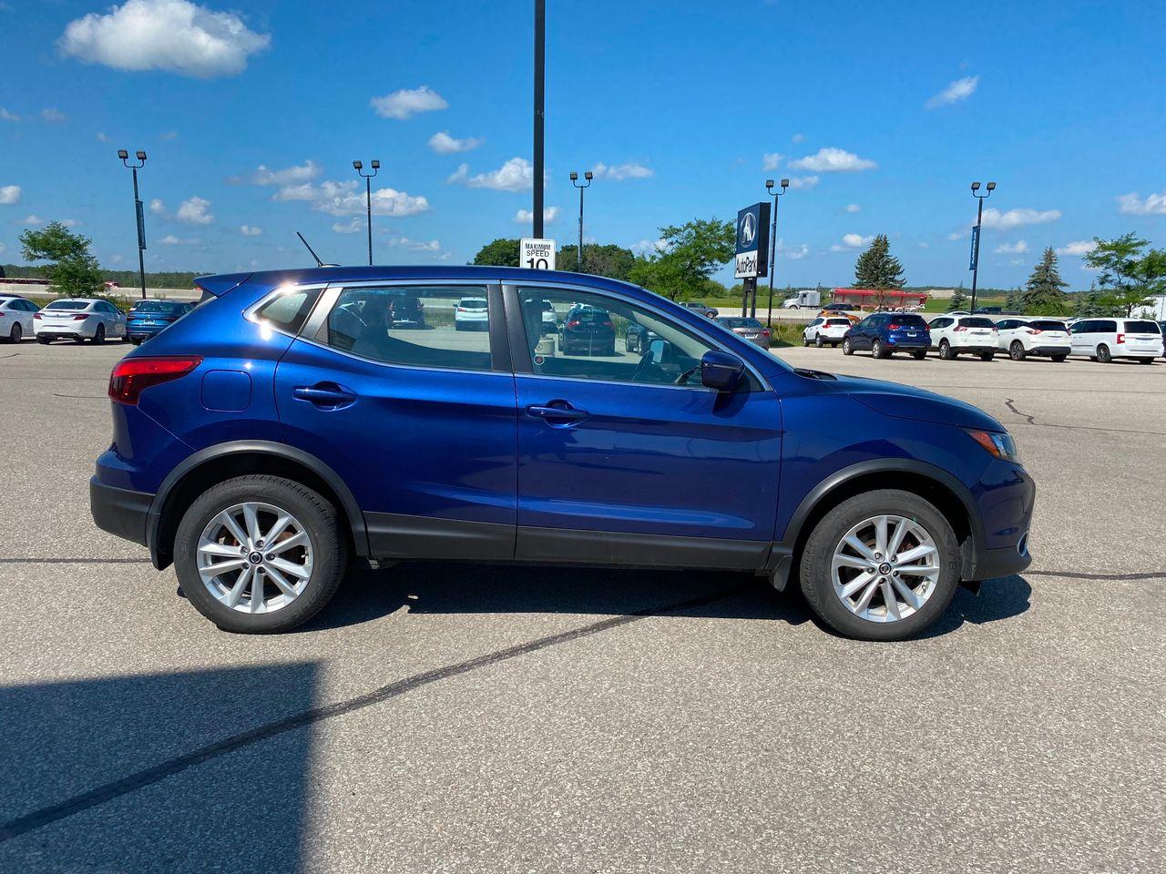 2019 Nissan Qashqai S-3