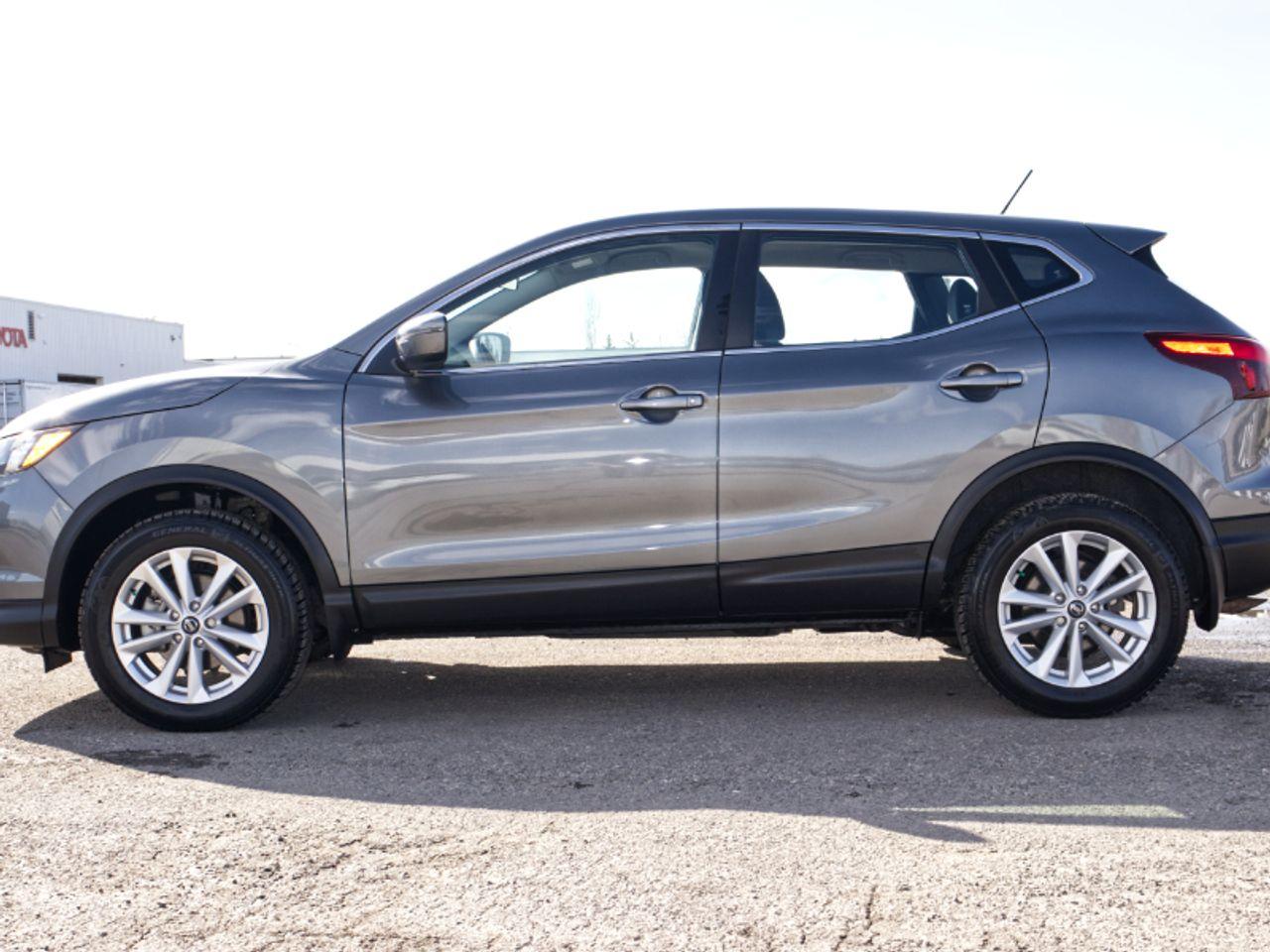 2019 Nissan Qashqai S-3