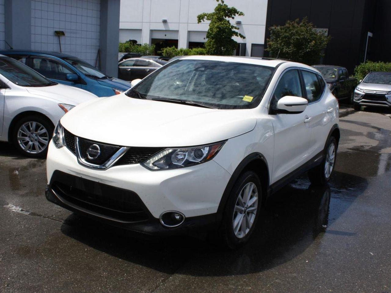 2019 Nissan Qashqai S-1