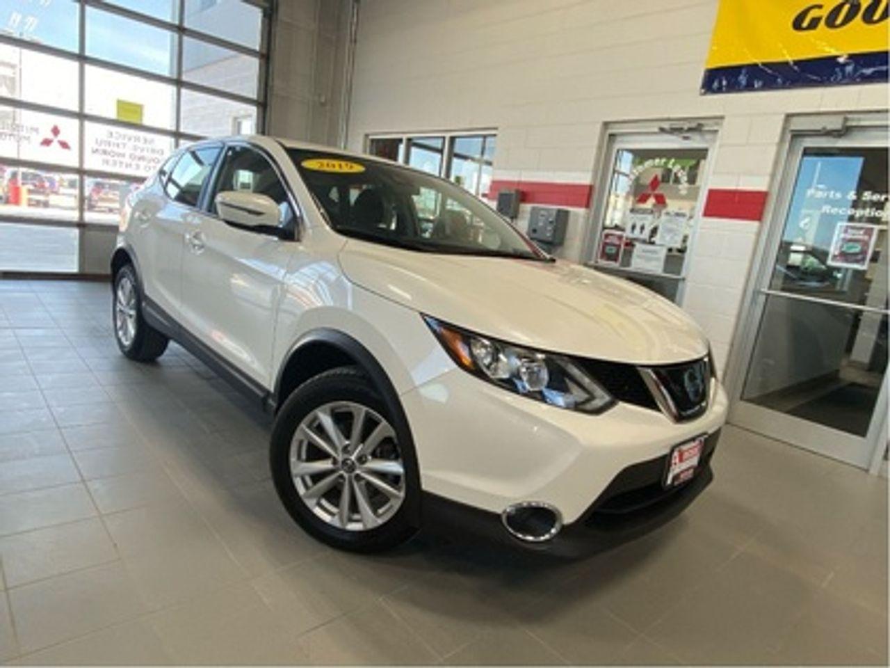 2019 Nissan Qashqai S-1