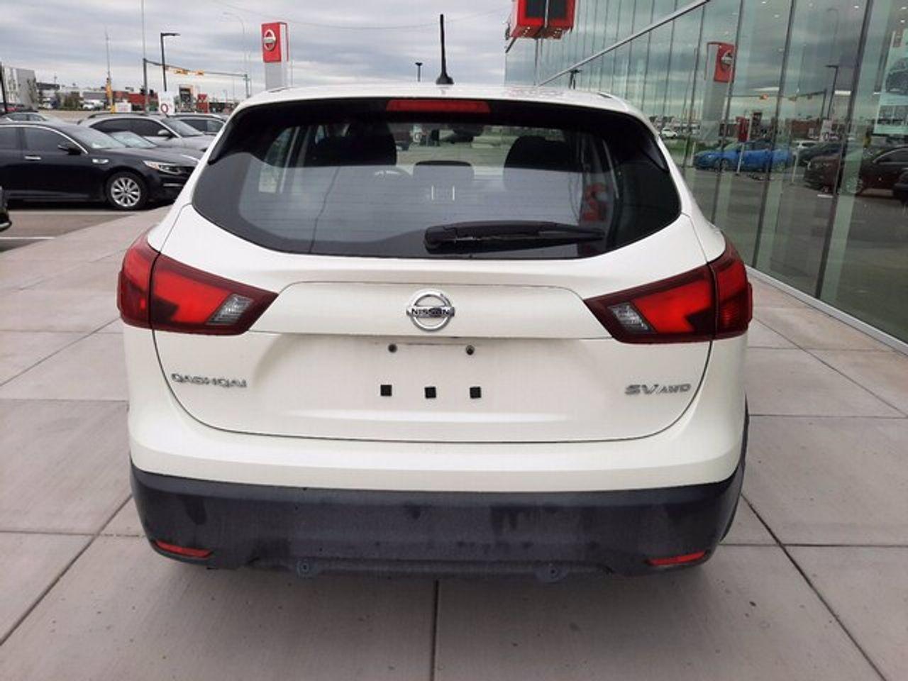 2019 Nissan Rogue Sport S-2