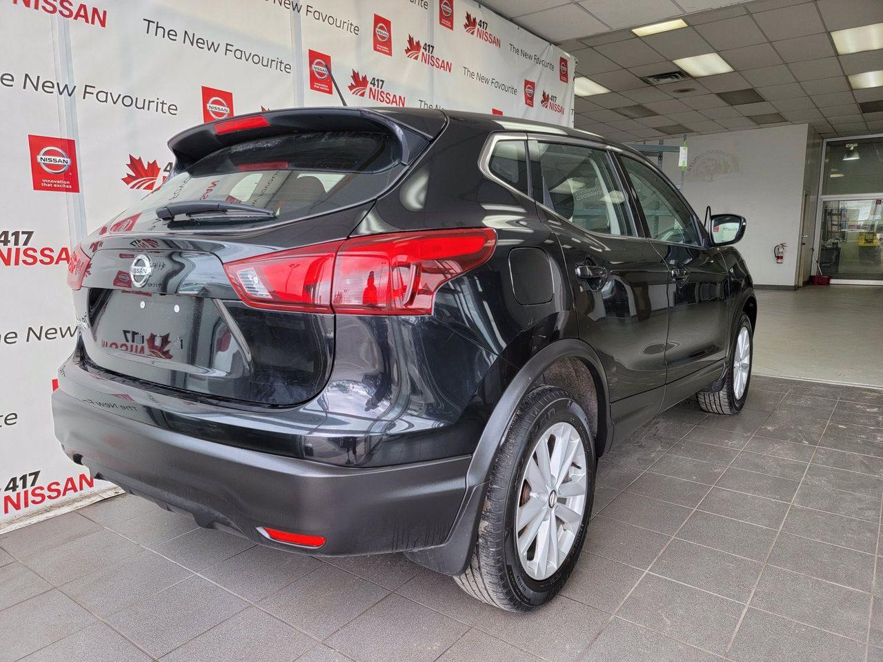 2019 Nissan Rogue Sport S-1