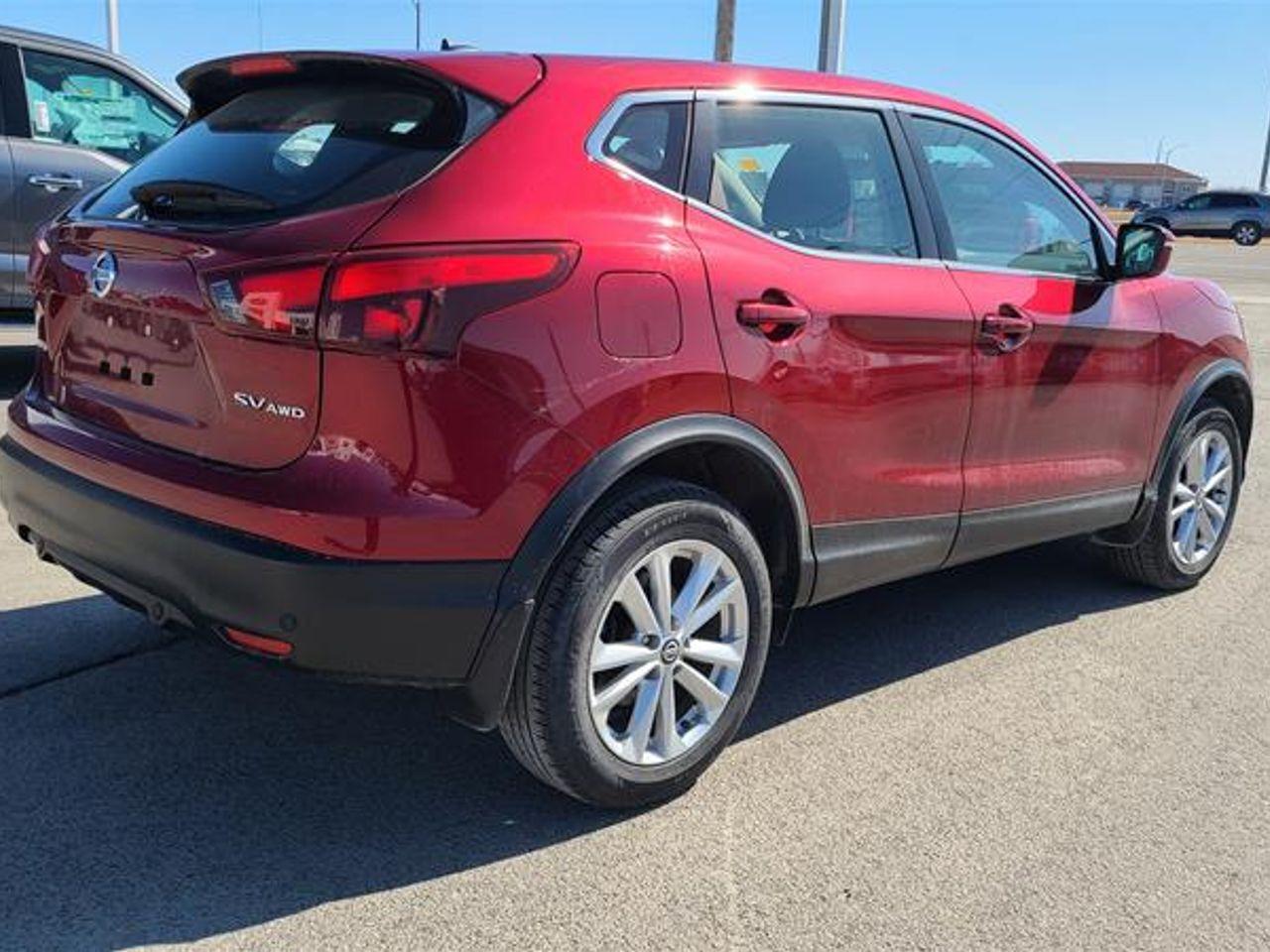 2019 Nissan Rogue Sport S-4
