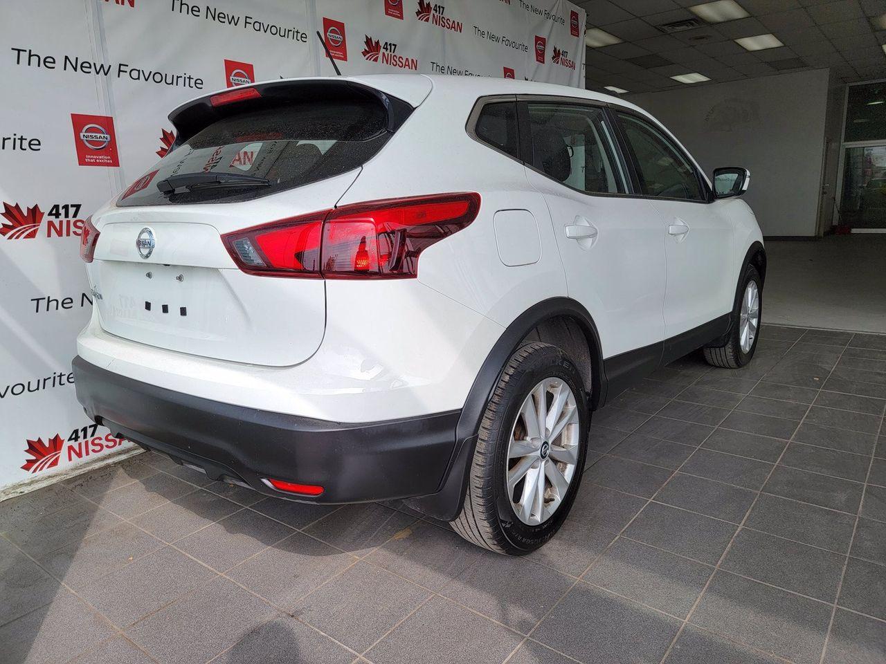 2019 Nissan Rogue Sport S-1