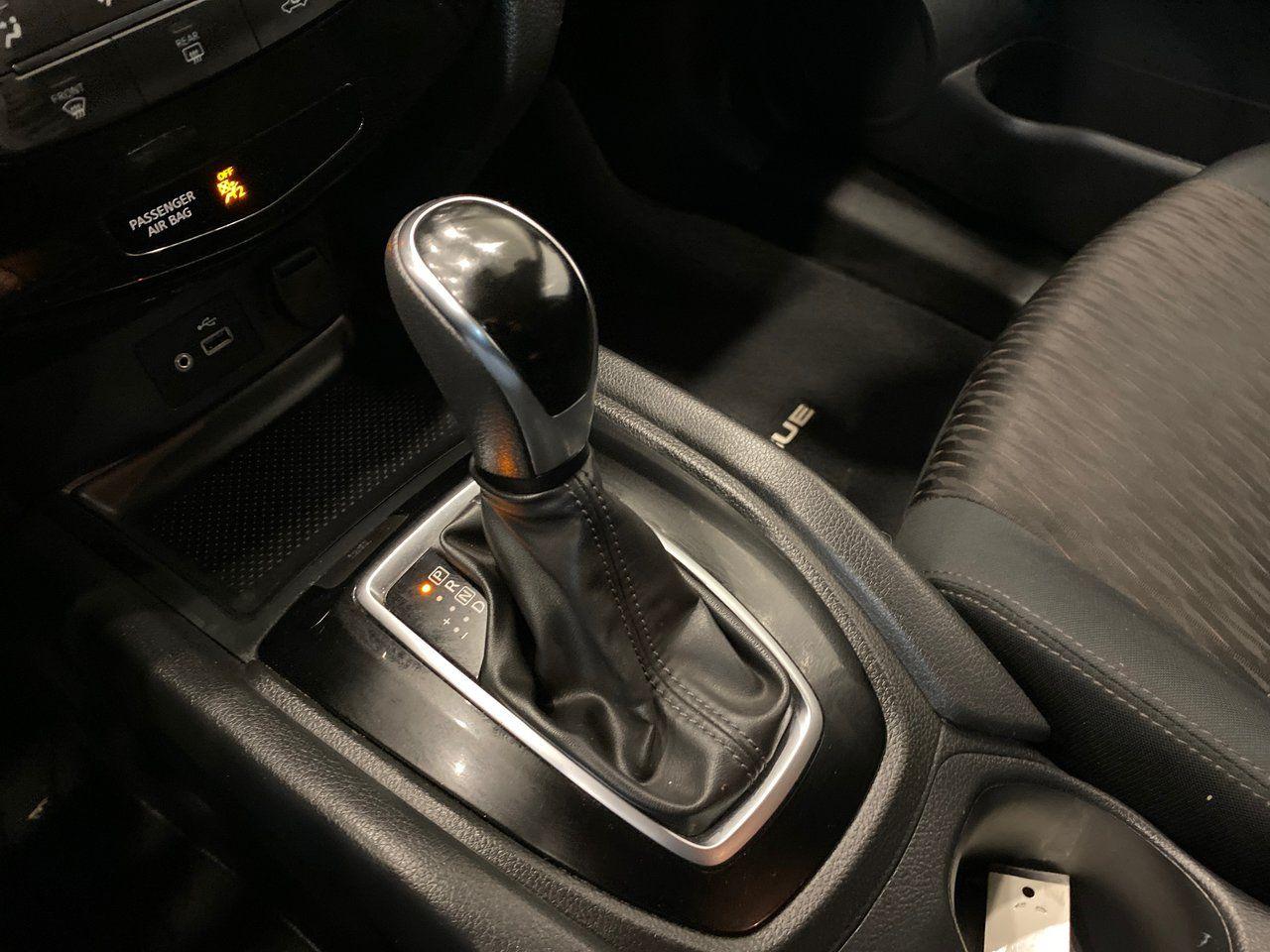 2019 Nissan Rogue S-4