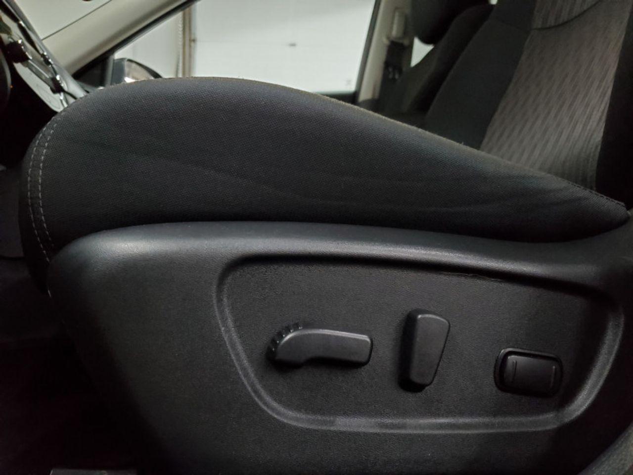 2019 Nissan Rogue S-4