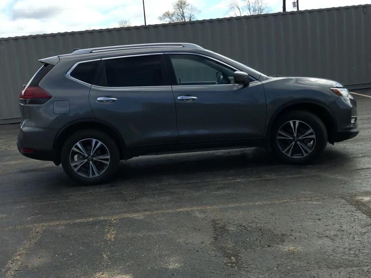 2019 Nissan Rogue S-1