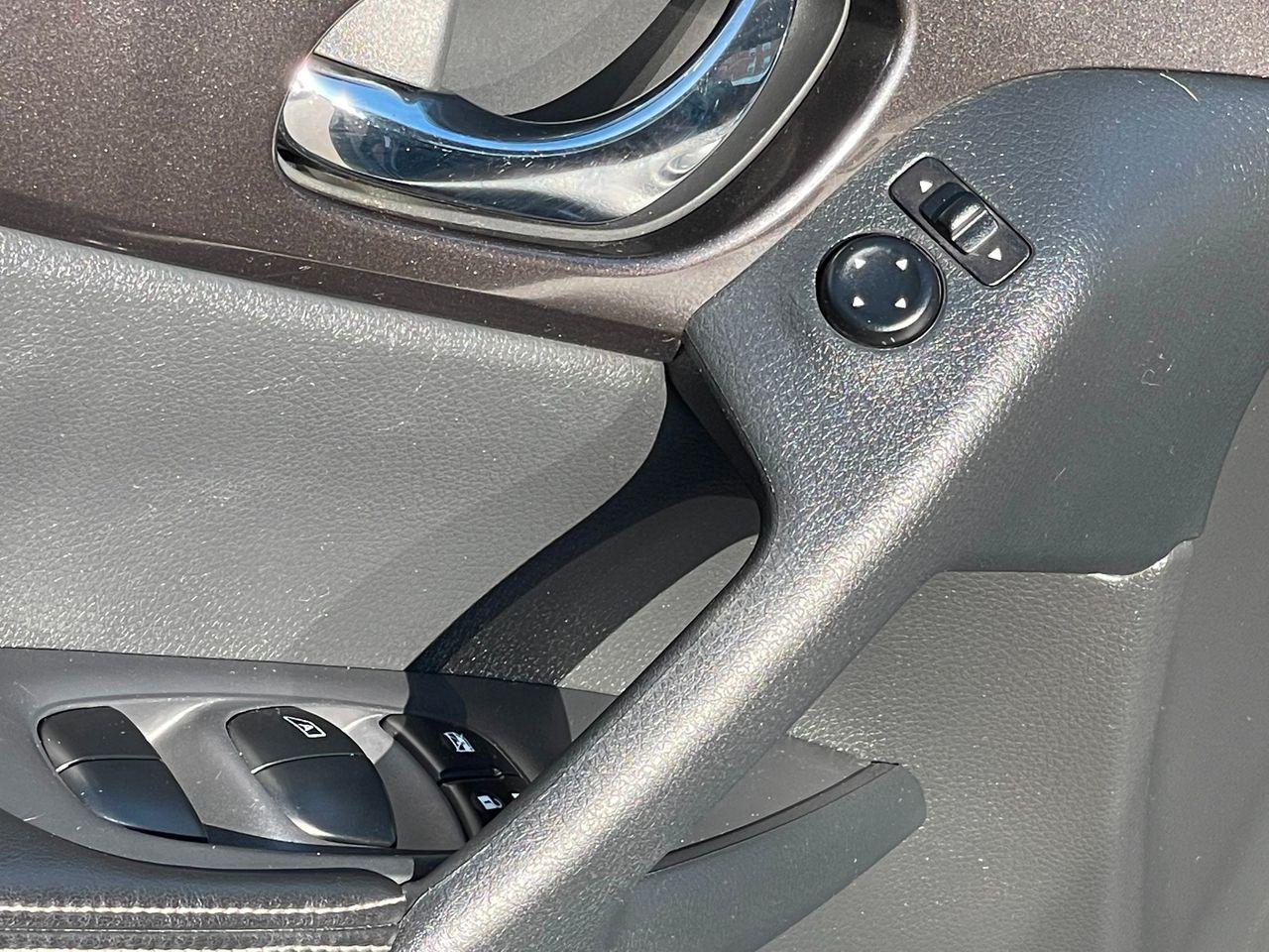 2019 Nissan Rogue S-4
