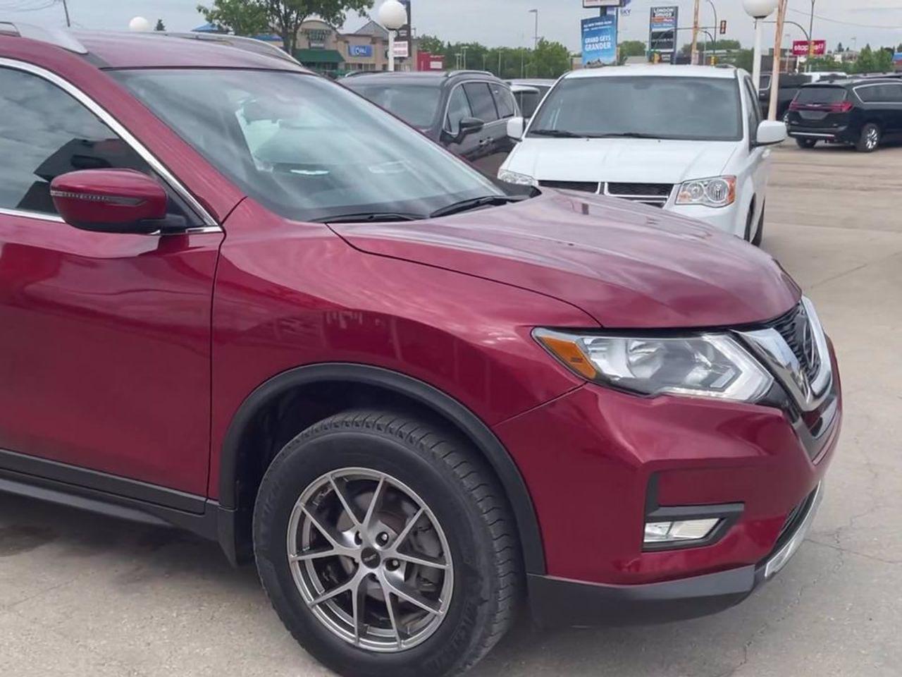 2019 Nissan Rogue S-1