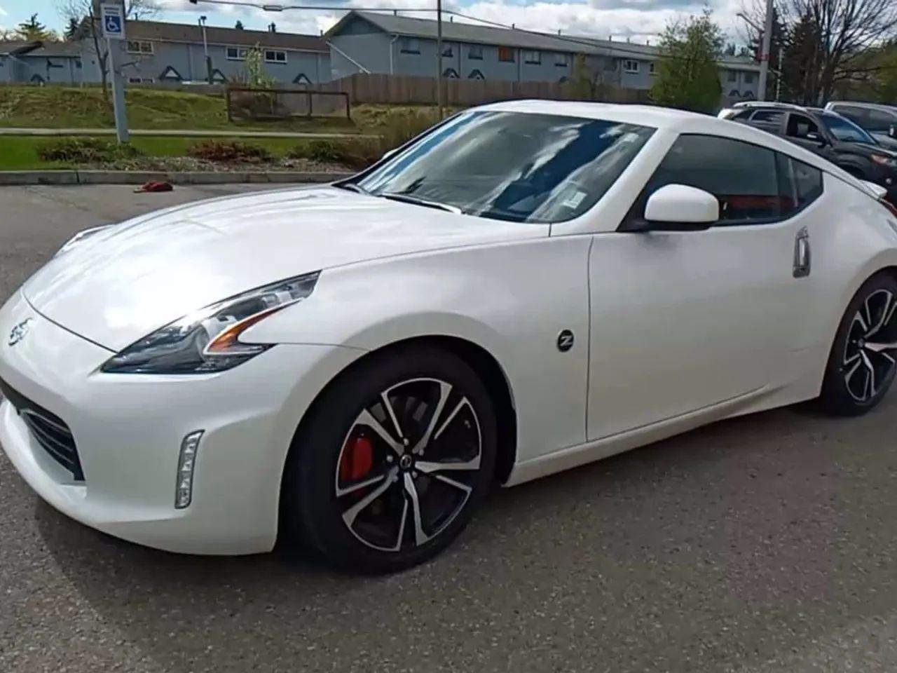 2019 Nissan Z 370Z-3