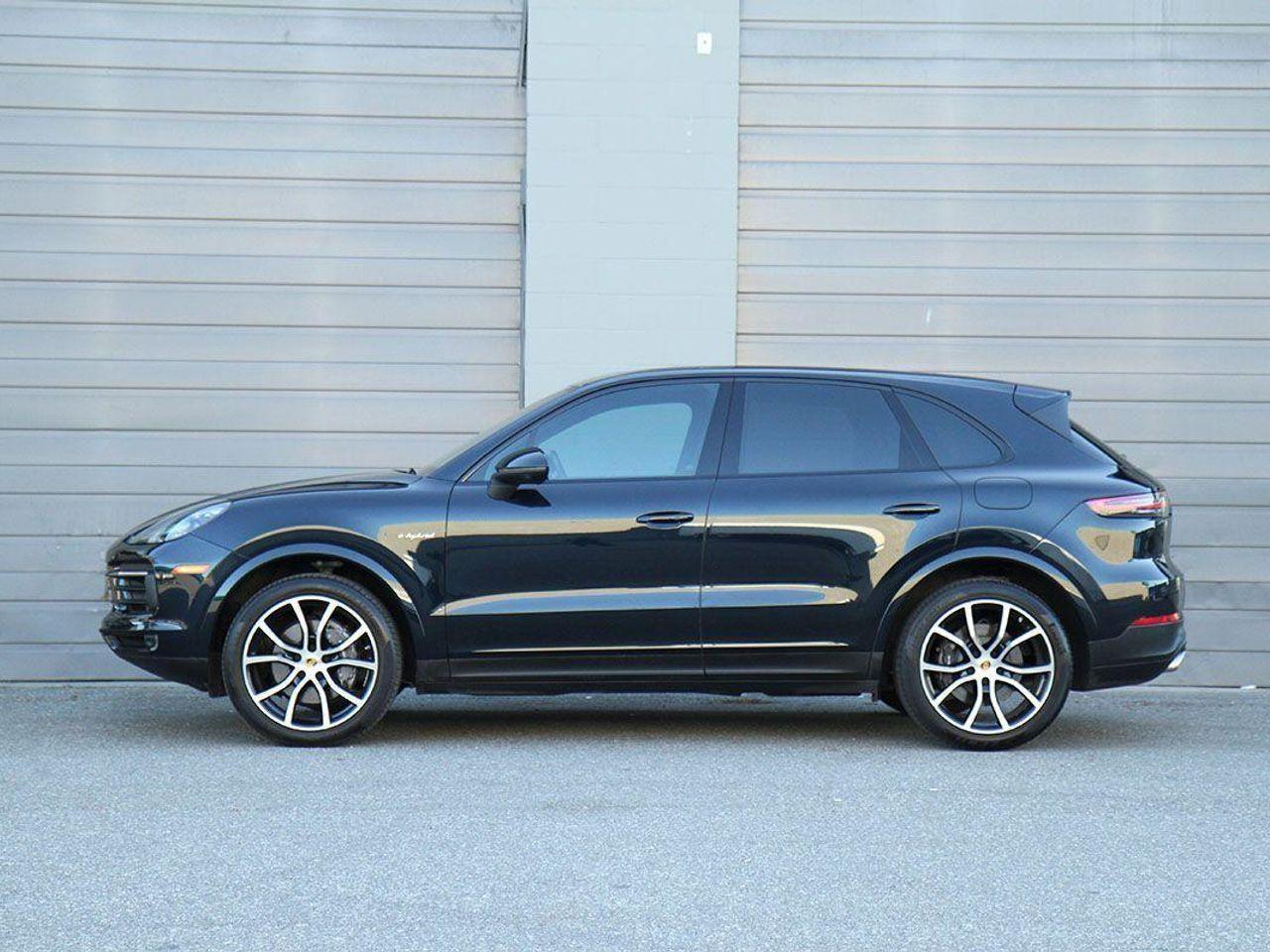 2019 Porsche Cayenne S-2