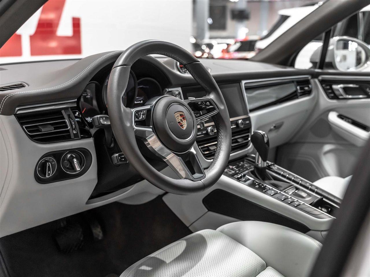 2019 Porsche Macan S-4