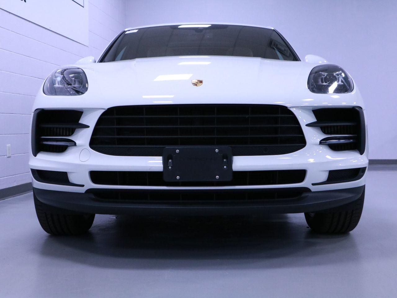 2019 Porsche Macan S-1