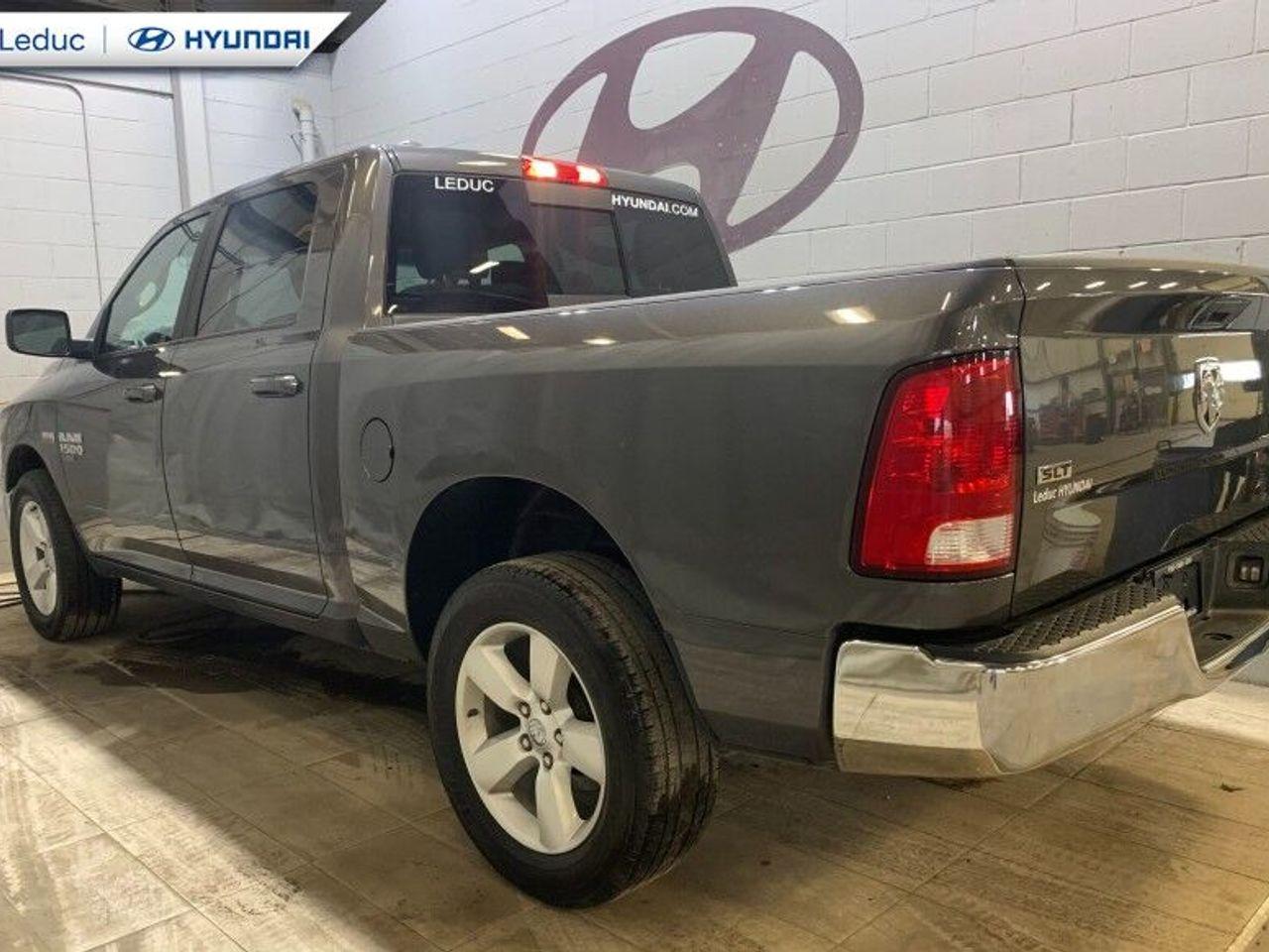 2019 Ram 1500 Classic SLT-1