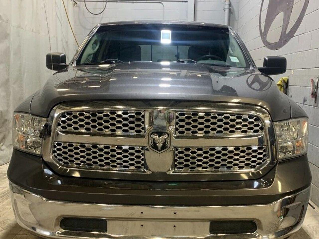 2019 Ram 1500 Classic SLT-2