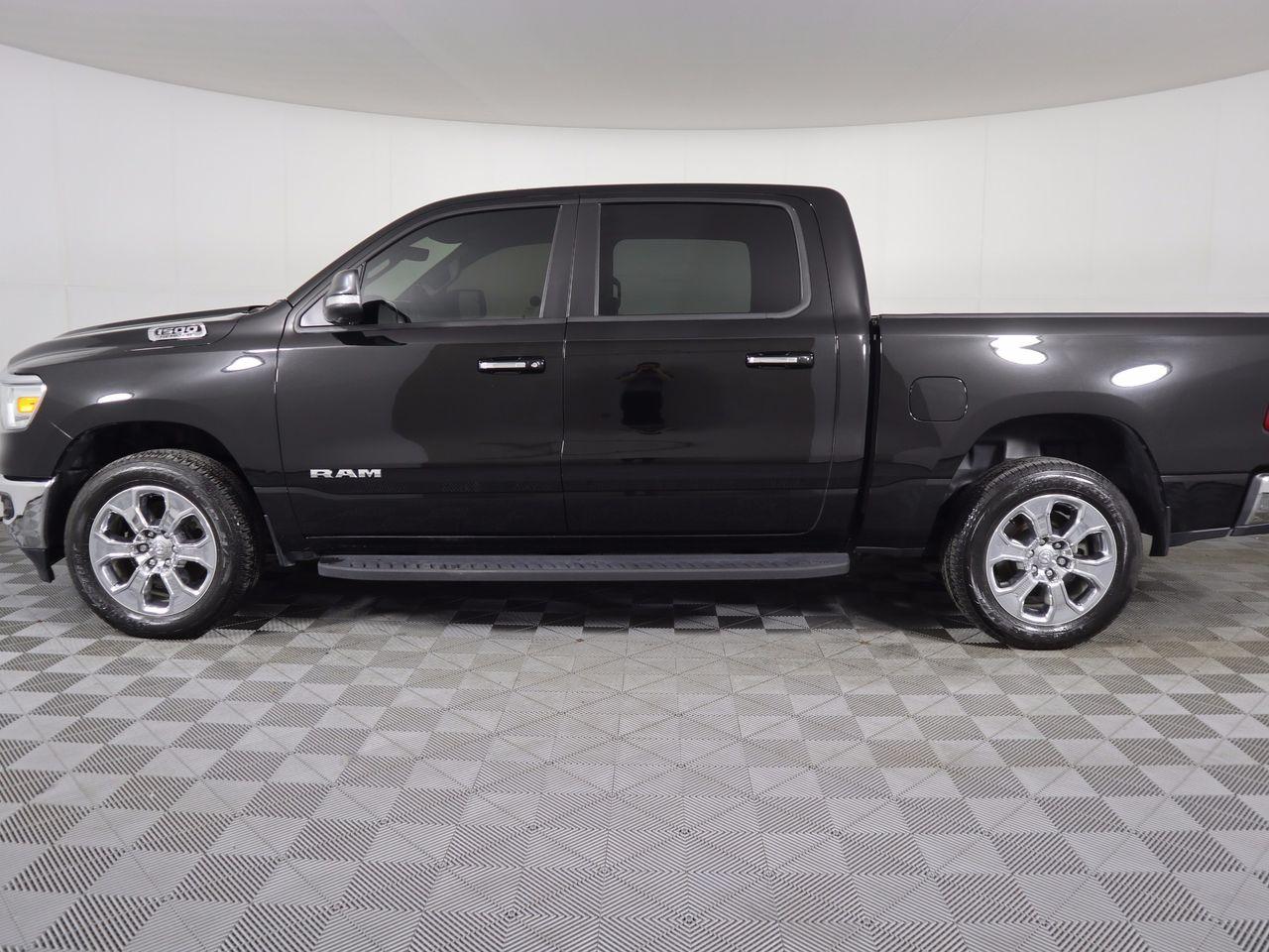 2019 Ram 1500 Big Horn-3