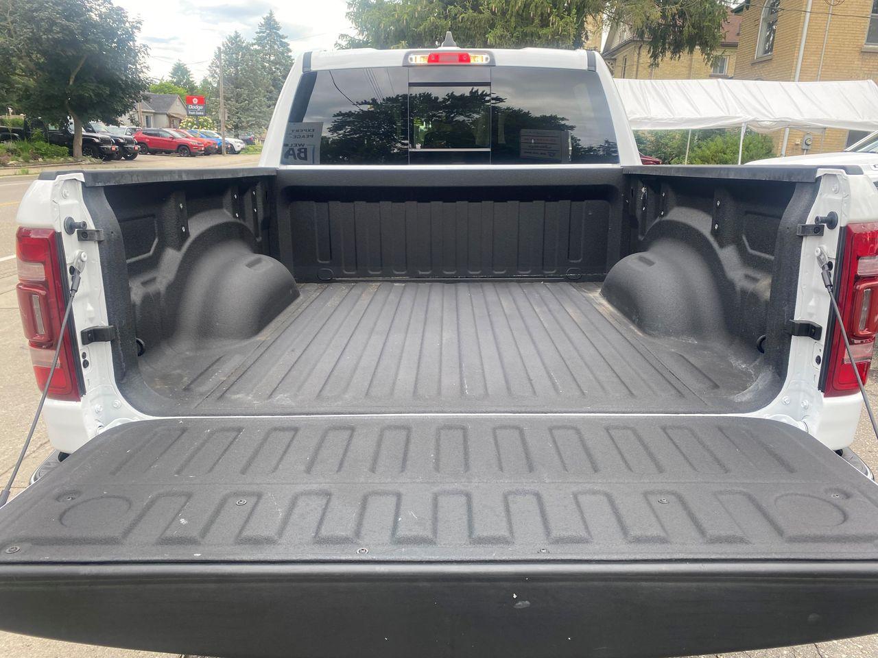 2019 Ram 1500 Big Horn-4