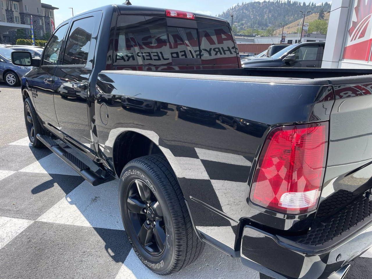 2019 Ram 1500 SLT-4