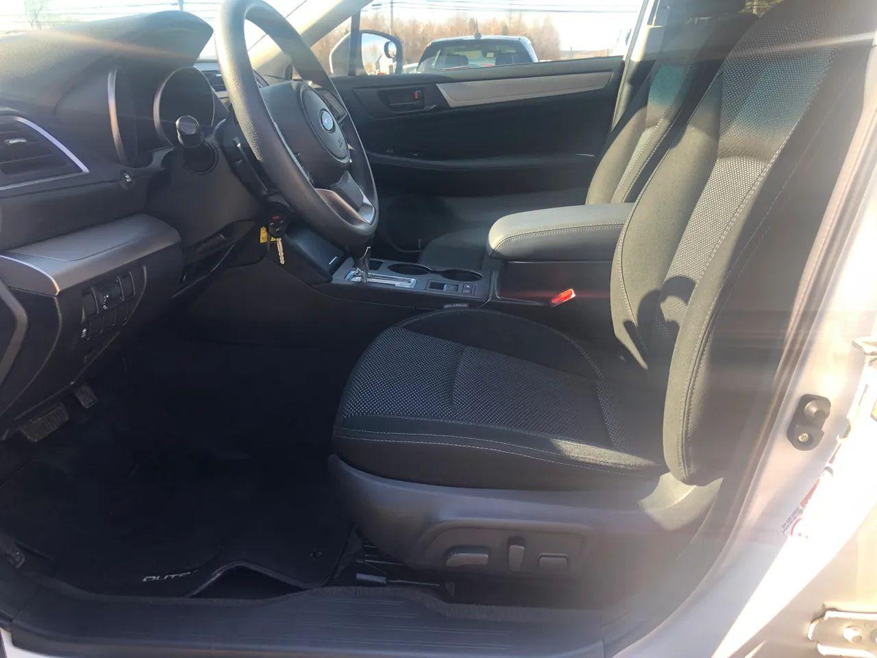 2019 Subaru Outback 2.5i-3