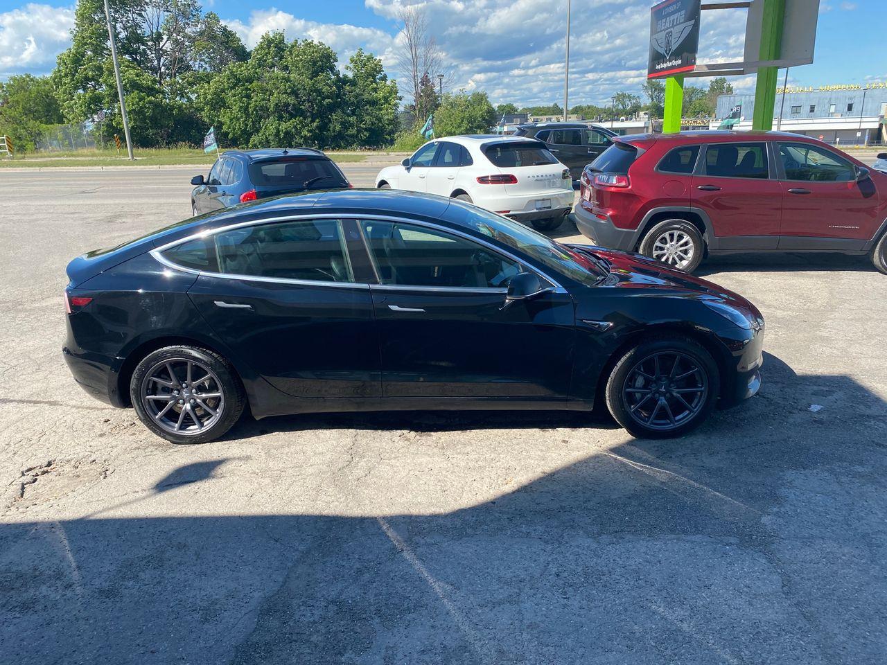 2019 Tesla Model 3 Base-3