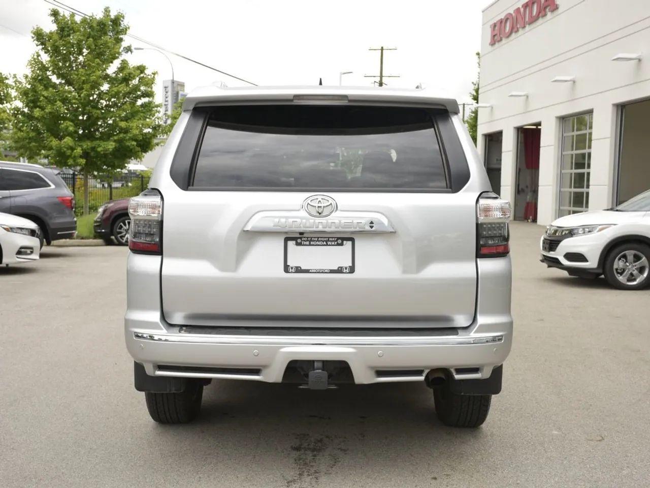 2019 Toyota 4Runner Limited-4