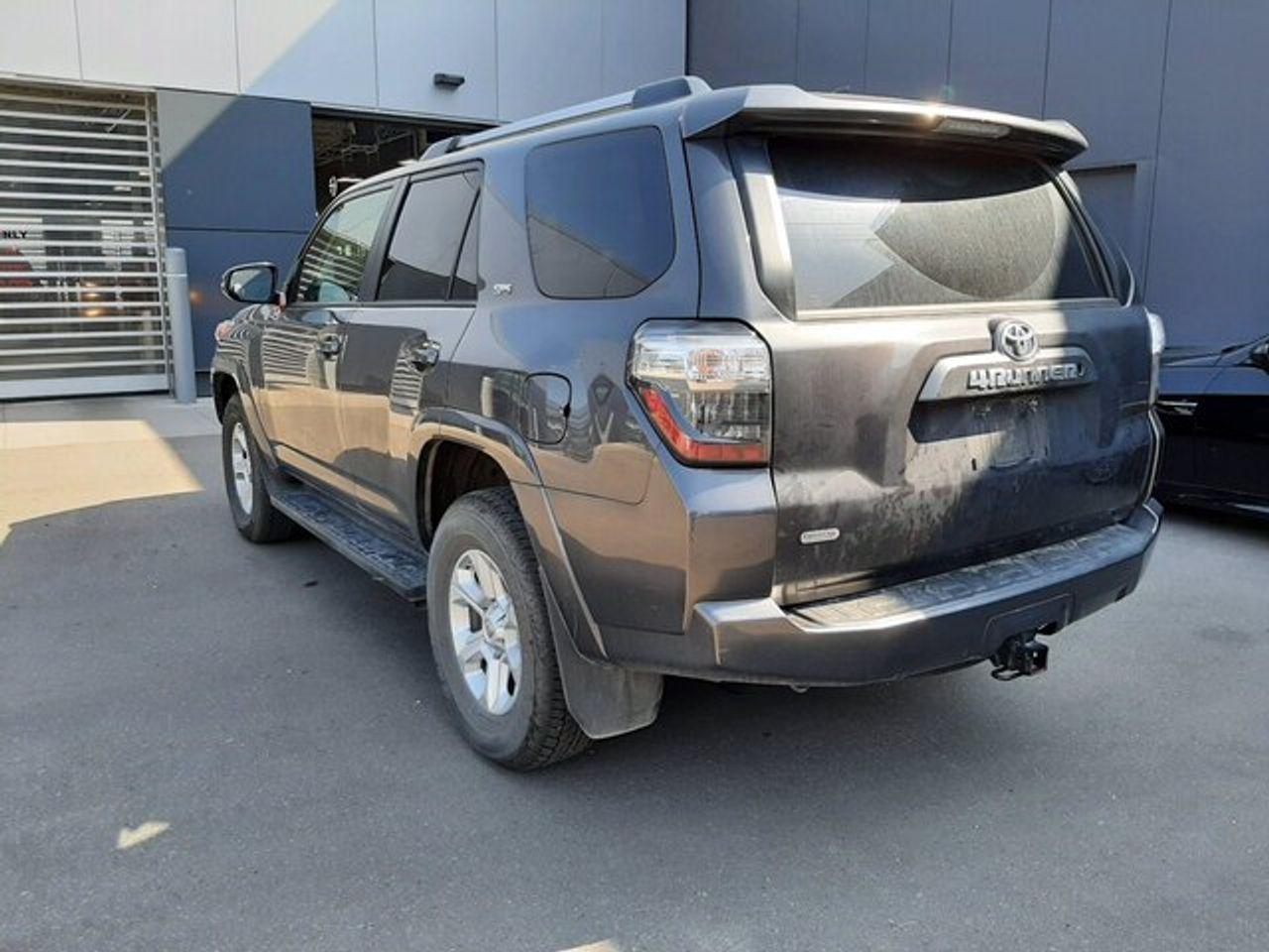 2019 Toyota 4Runner SR5-2