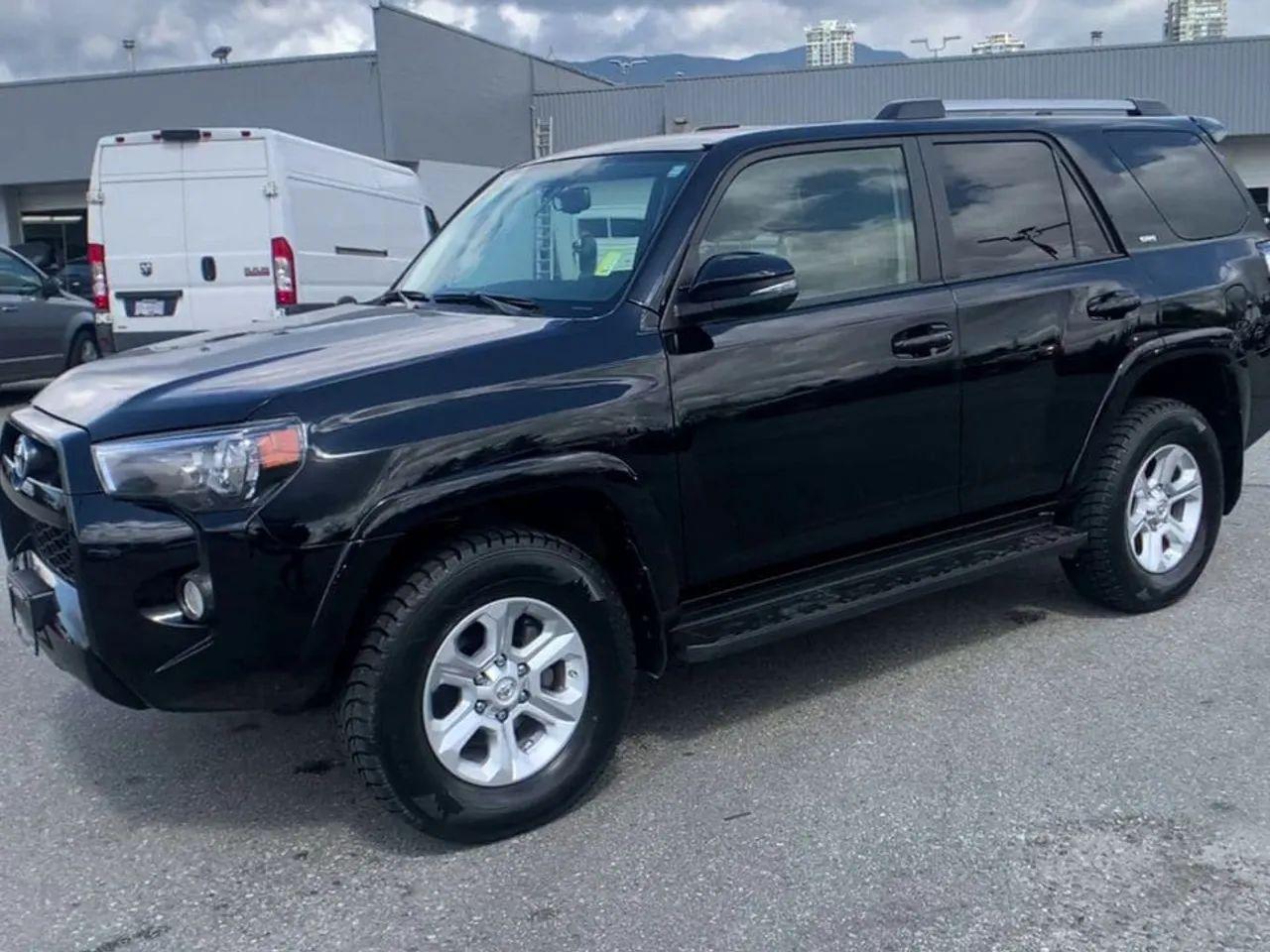 2019 Toyota 4Runner SR5-3
