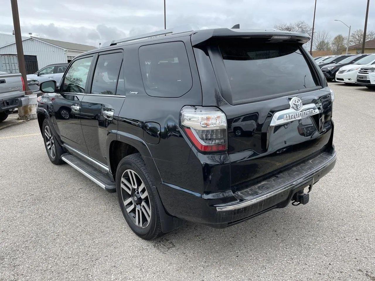 2019 Toyota 4Runner SR5-1