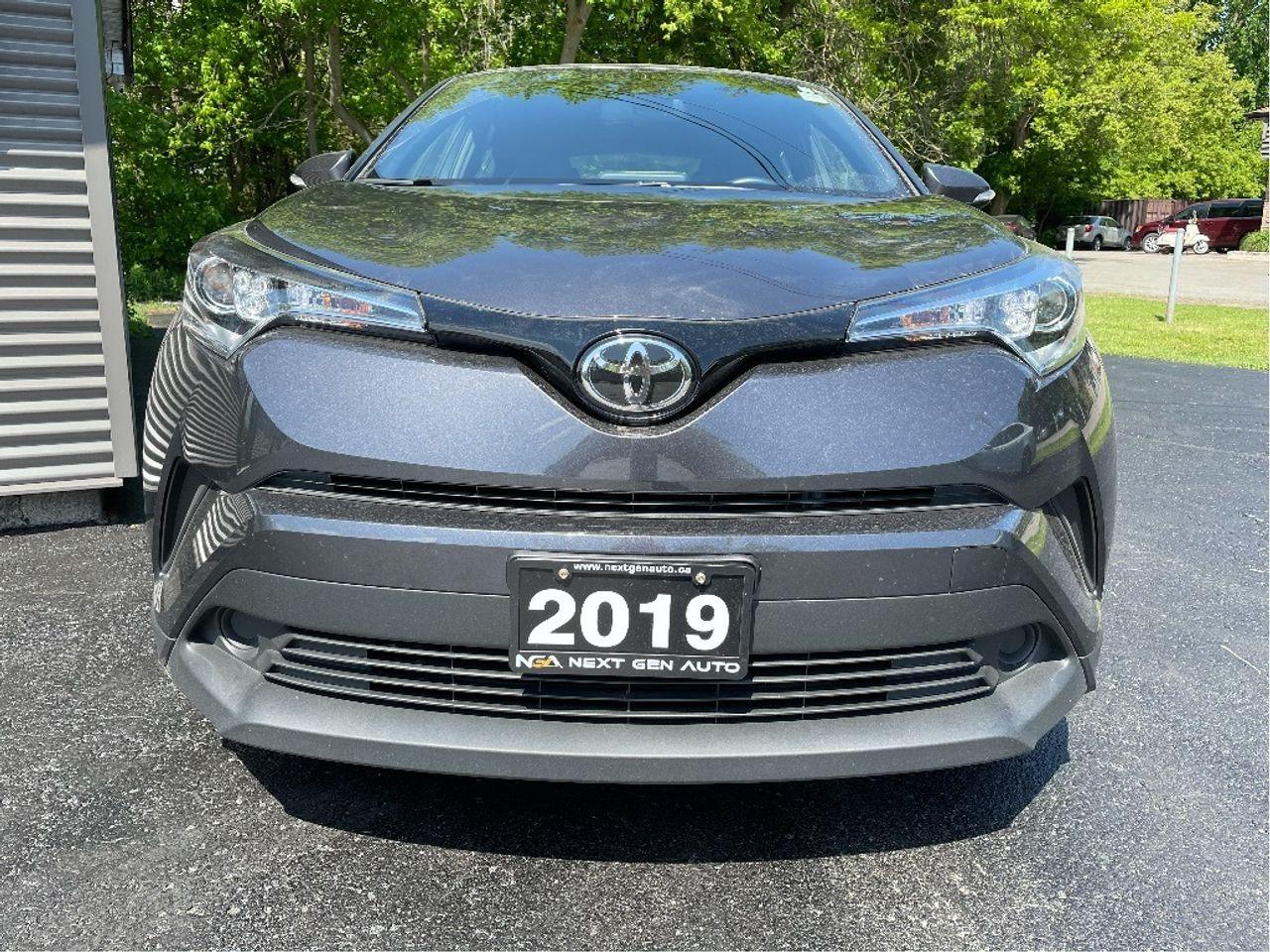 2019 Toyota CH-R Base-2