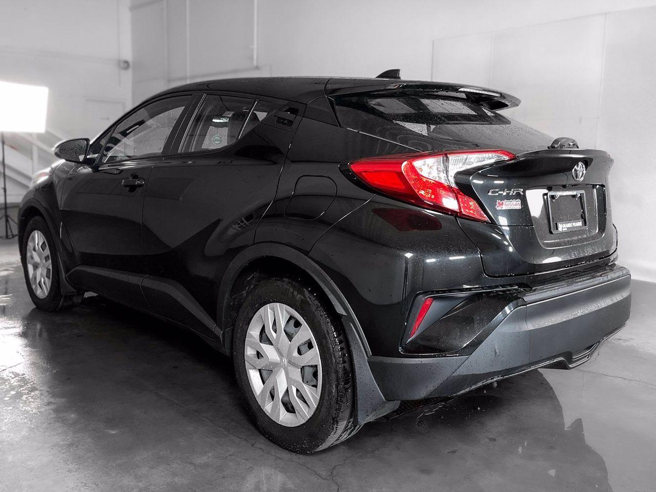 2019 Toyota CH-R LE-4