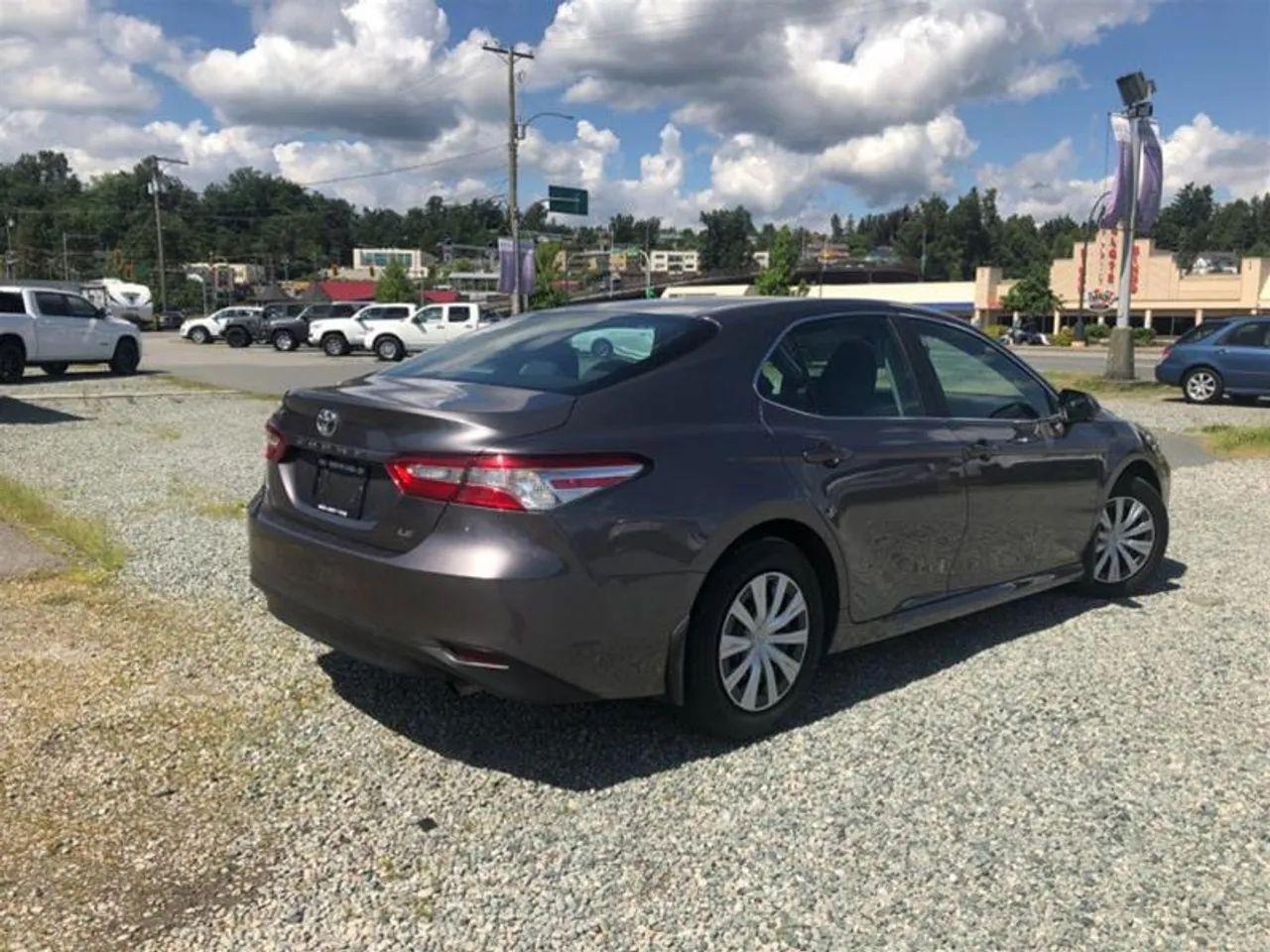 2019 Toyota Camry LE-4
