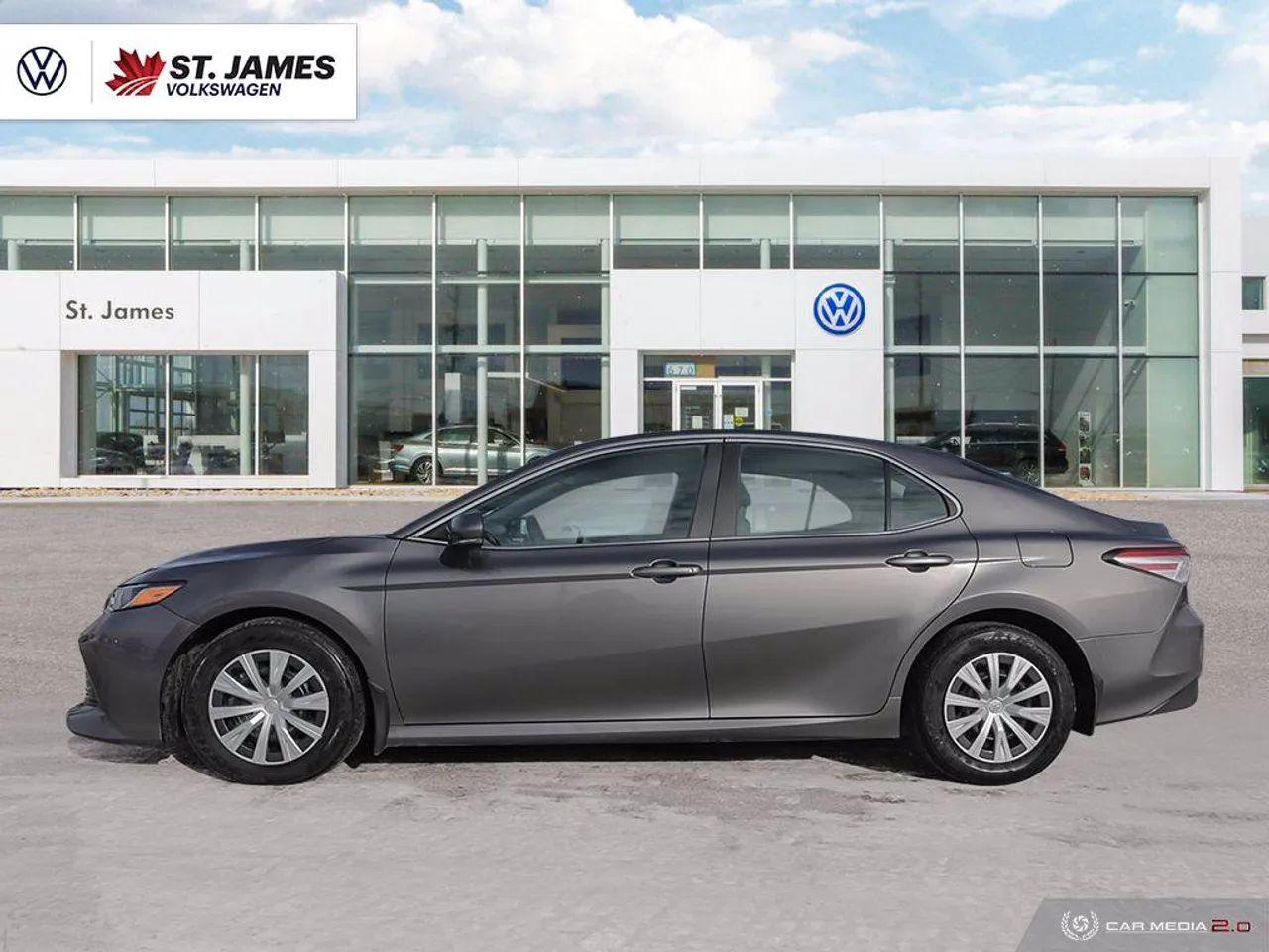 2019 Toyota Camry LE-4
