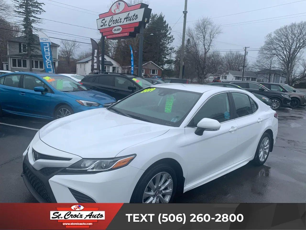 2019 Toyota Camry SE-0