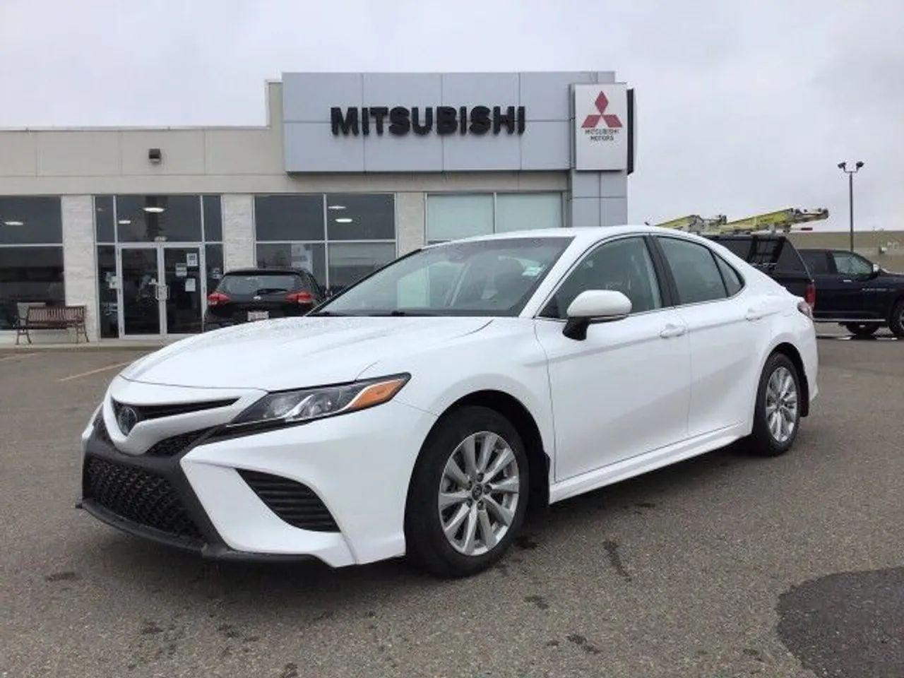 2019 Toyota Camry LE-0