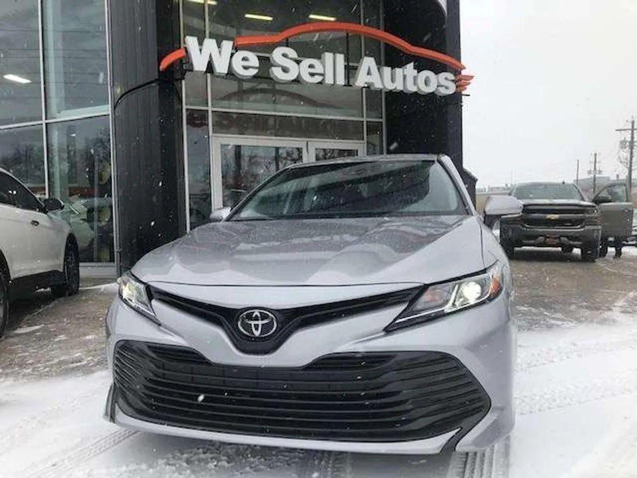 2019 Toyota Camry LE-0