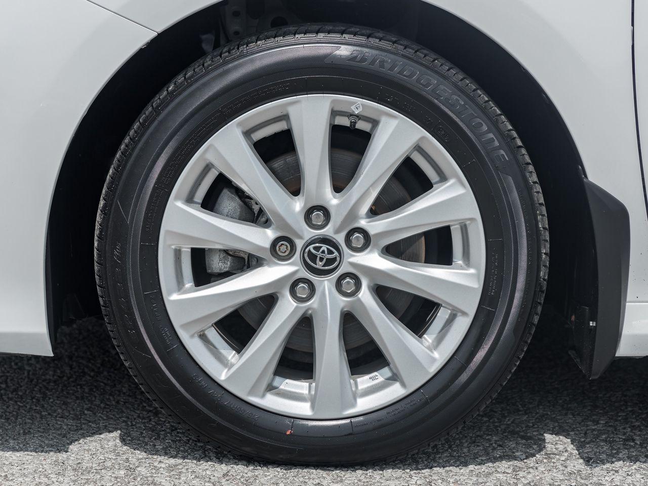 2019 Toyota Camry LE-3