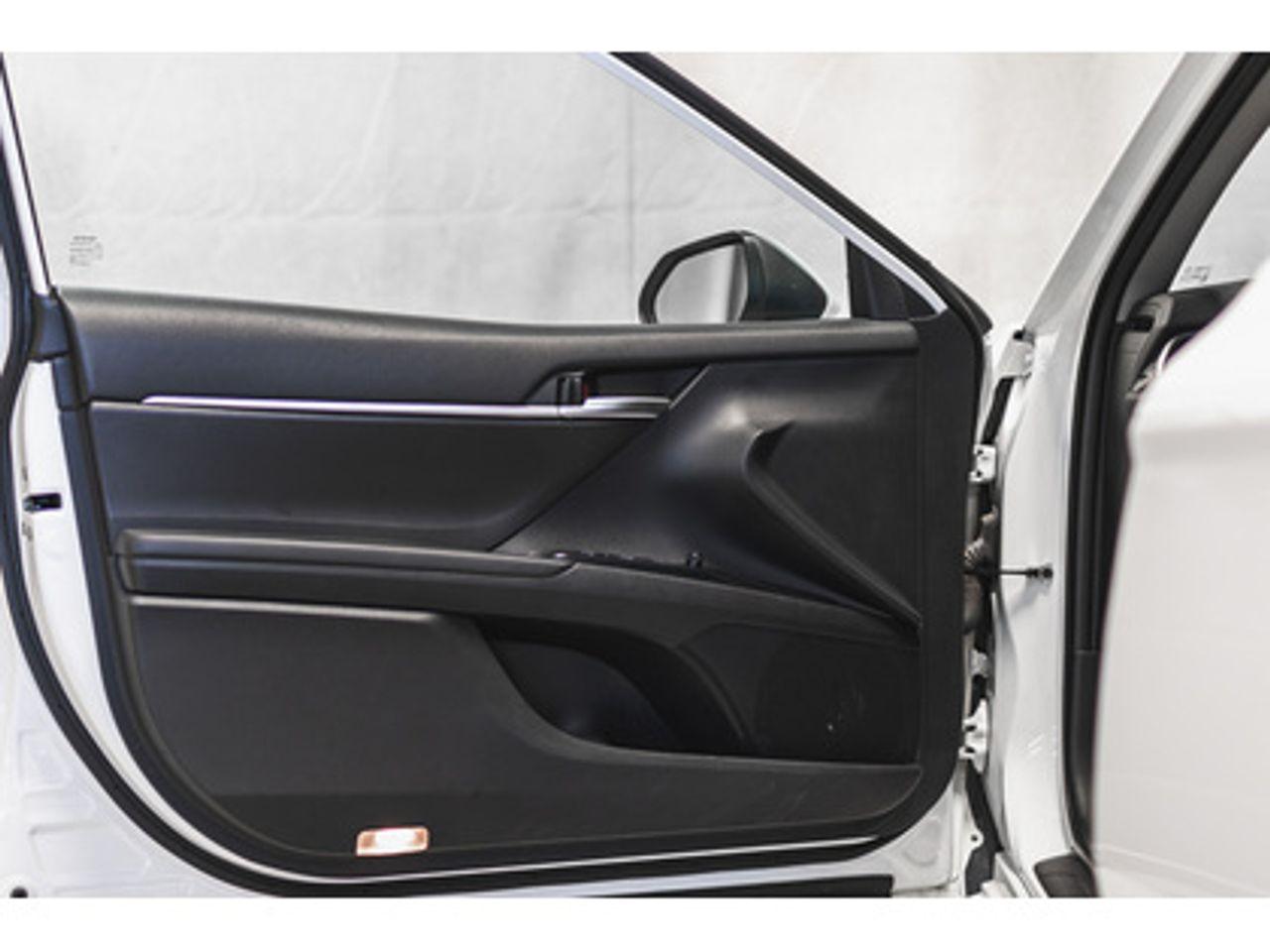 2019 Toyota Camry L-4