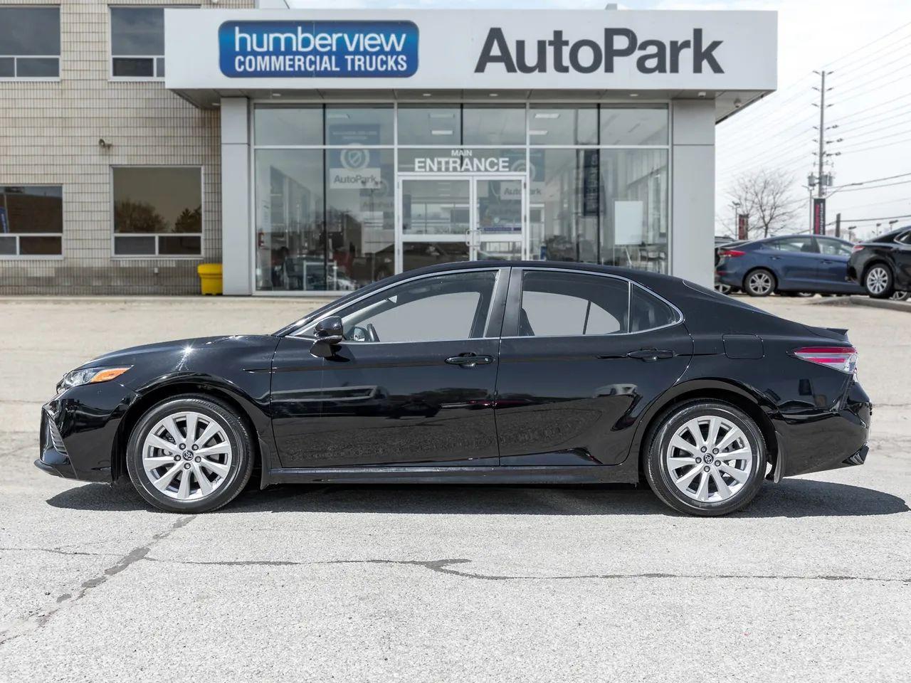 2019 Toyota Camry SE-2