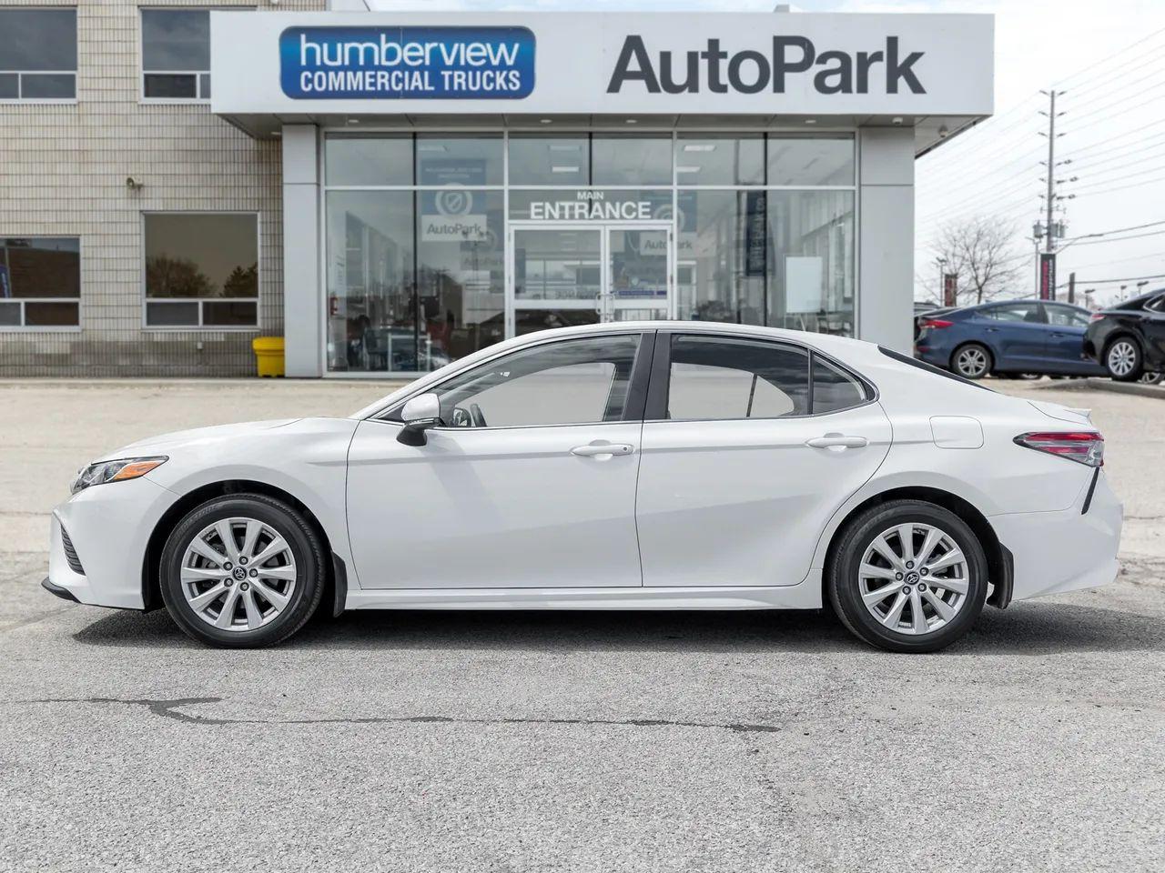 2019 Toyota Camry SE-2